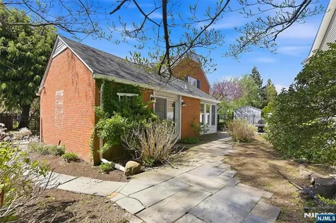 306 Concord Drive Maywood NJ 07607