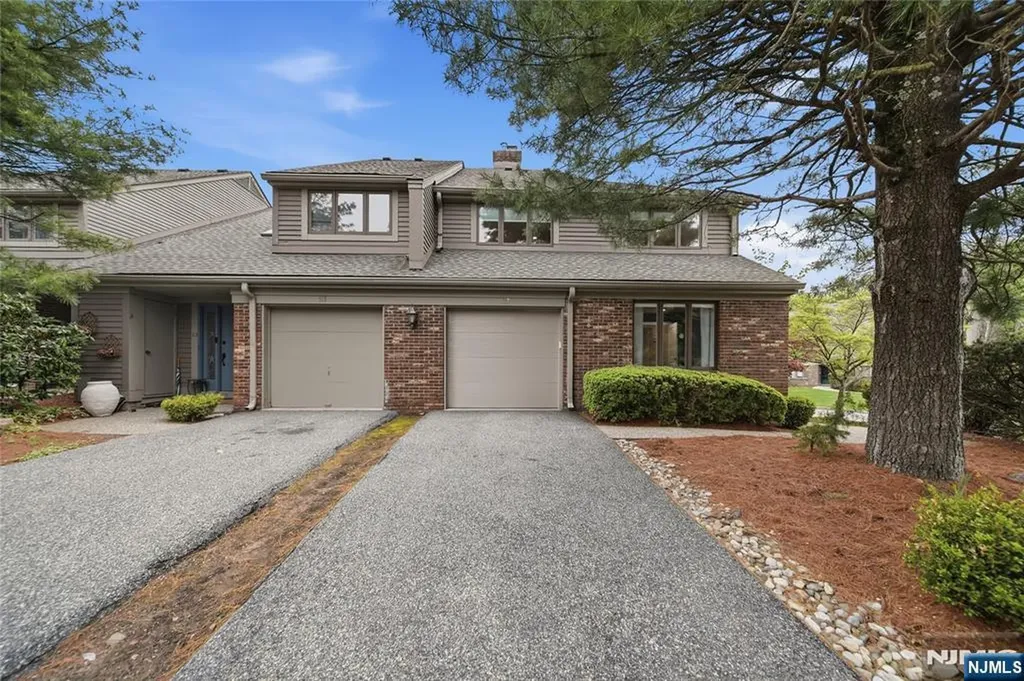 113 Macleish Court Mahwah NJ 07430