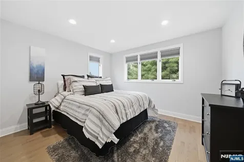 113 Macleish Court Mahwah NJ 07430