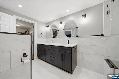 113 Macleish Court Mahwah NJ 07430