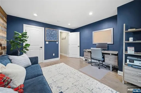113 Macleish Court Mahwah NJ 07430