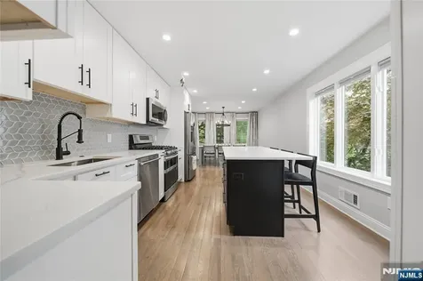 113 Macleish Court Mahwah NJ 07430