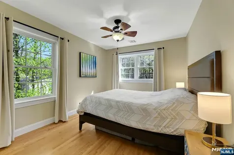 317 Stag Hill Road Mahwah NJ 07430