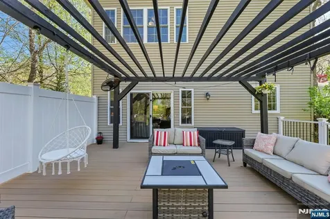 317 Stag Hill Road Mahwah NJ 07430