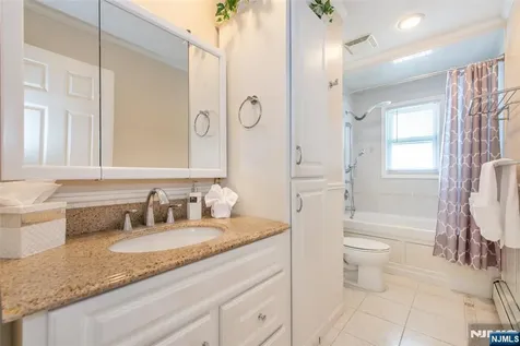 900 Sioux Avenue Par-troy Hills Twp. NJ 07034