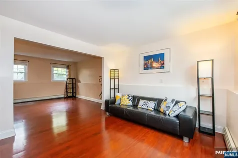 900 Sioux Avenue Par-troy Hills Twp. NJ 07034