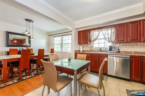 900 Sioux Avenue Par-troy Hills Twp. NJ 07034