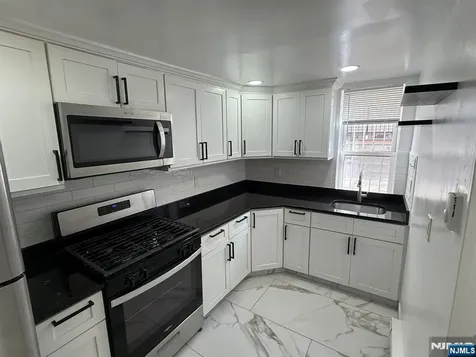 477 Mercer Street Jersey City NJ 07306