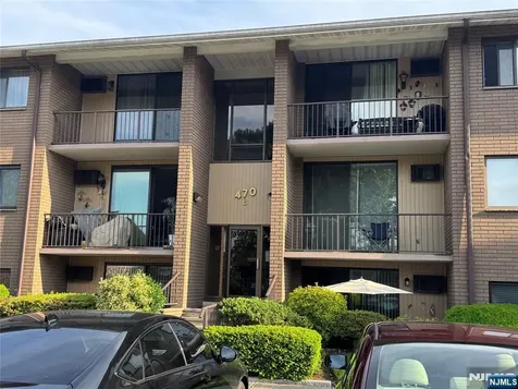 470B Liberty Street Little Ferry NJ 07643