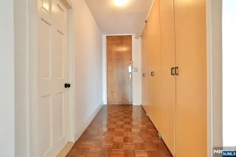 5 Horizon Fort Lee NJ 07024