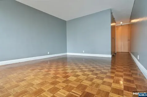 5 Horizon Fort Lee NJ 07024