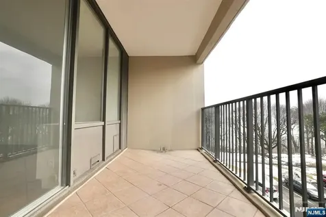 5 Horizon Fort Lee NJ 07024