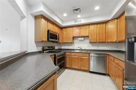 1 Orient Way Rutherford NJ 07070