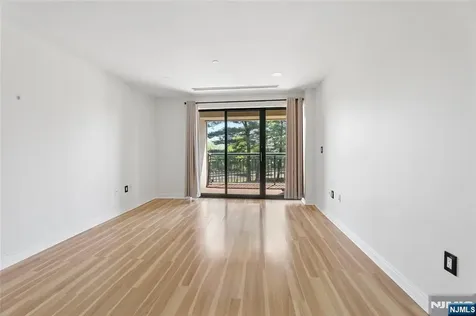 1 Orient Way Rutherford NJ 07070