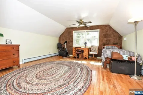 60 Highland Road Bloomingdale NJ 07403
