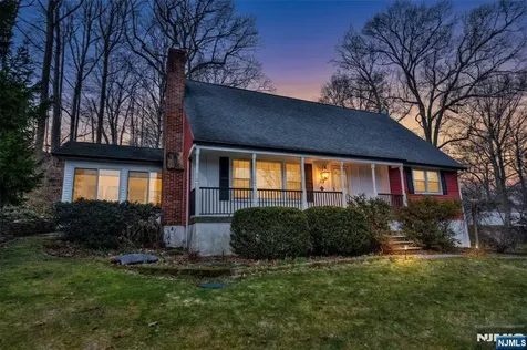 60 Highland Road Bloomingdale NJ 07403