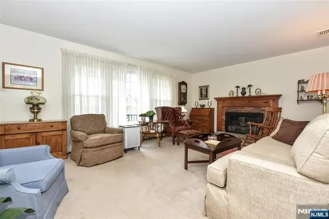 60 Highland Road Bloomingdale NJ 07403