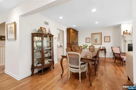 44 Holiday Court River Vale NJ 07675