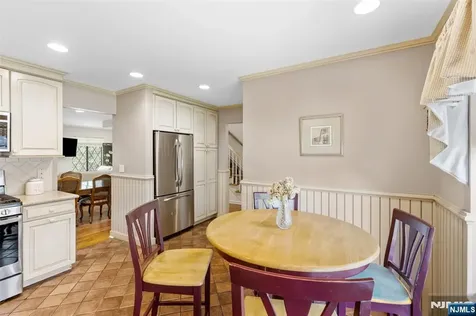 44 Holiday Court River Vale NJ 07675