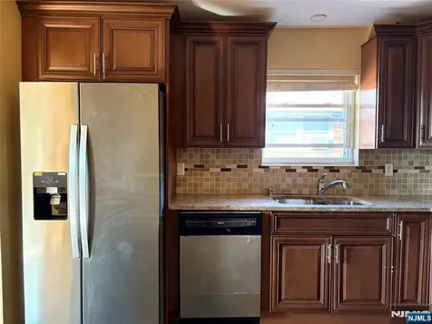 458 Lawn Avenue Palisades Park NJ 07650