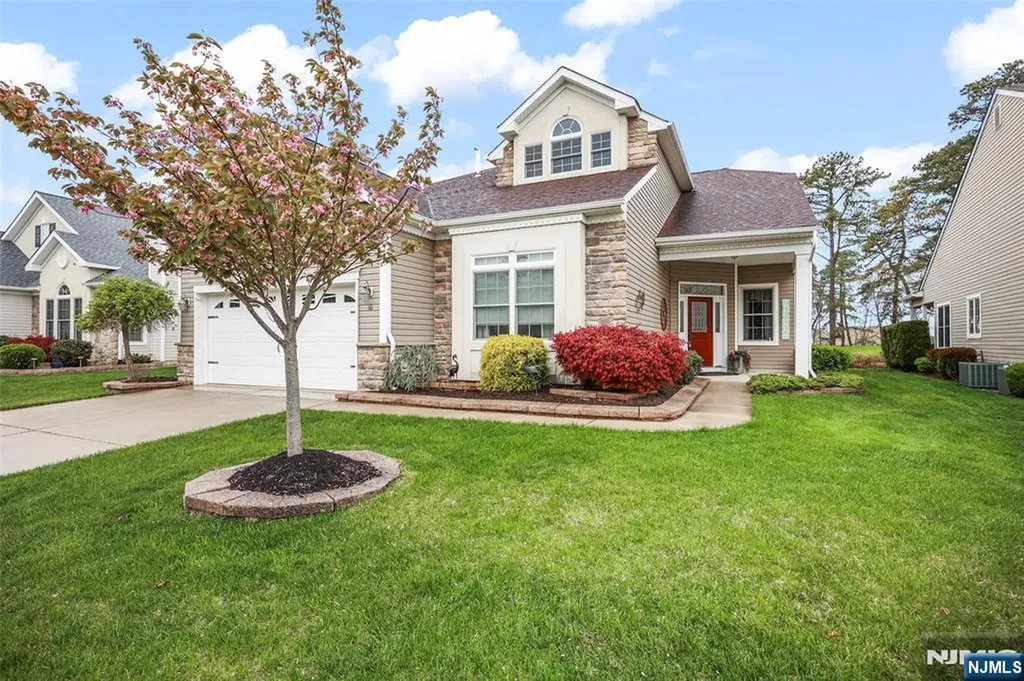 10 Harvey Cedar Way Ocean NJ 08758
