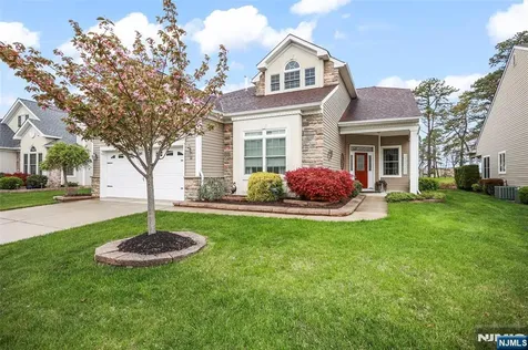10 Harvey Cedar Way Ocean NJ 08758