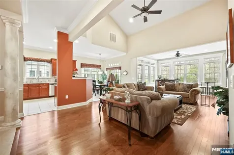10 Harvey Cedar Way Ocean NJ 08758