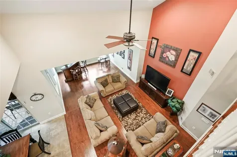 10 Harvey Cedar Way Ocean NJ 08758