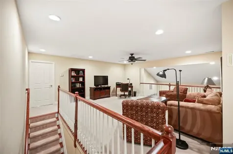 10 Harvey Cedar Way Ocean NJ 08758