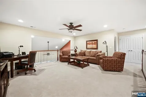 10 Harvey Cedar Way Ocean NJ 08758