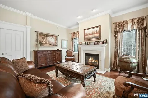 10 Harvey Cedar Way Ocean NJ 08758