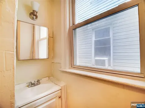 45 18th Street East Orange NJ 07017
