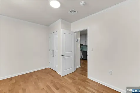 1208 67th Street North Bergen NJ 07047