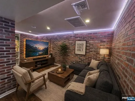 1208 67th Street North Bergen NJ 07047