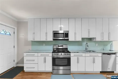 1208 67th Street North Bergen NJ 07047