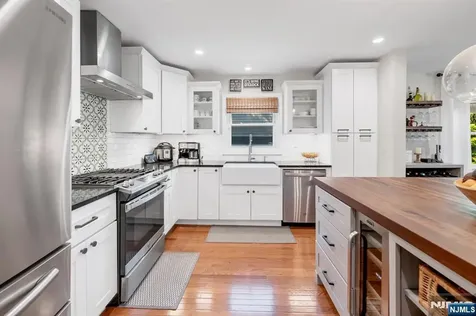 433 Piermont Road Cresskill NJ 07626