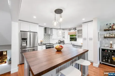 433 Piermont Road Cresskill NJ 07626