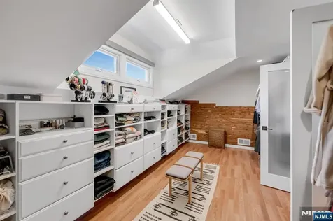 433 Piermont Road Cresskill NJ 07626