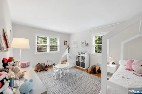 433 Piermont Road Cresskill NJ 07626