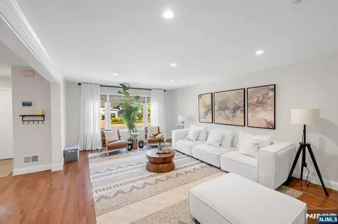 433 Piermont Road Cresskill NJ 07626