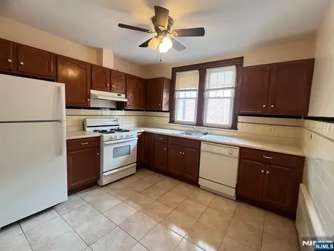 68 Lafayette Avenue Cliffside Park NJ 07010
