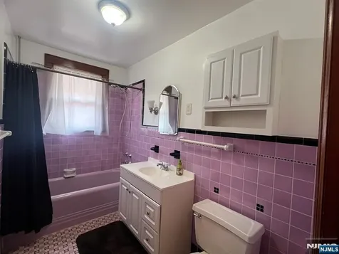 68 Lafayette Avenue Cliffside Park NJ 07010