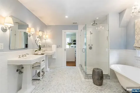13 Ferncliff Terrace Glen Ridge NJ 07028