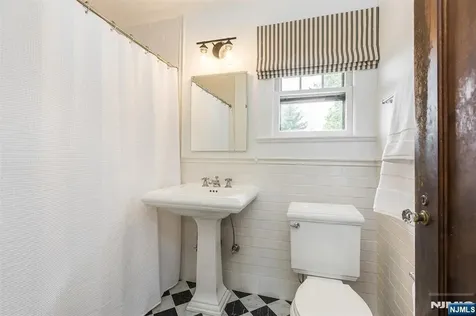 13 Ferncliff Terrace Glen Ridge NJ 07028