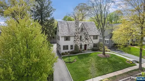 13 Ferncliff Terrace Glen Ridge NJ 07028