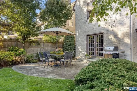 13 Ferncliff Terrace Glen Ridge NJ 07028