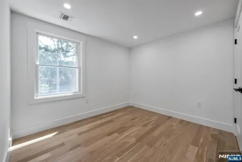 399 Gilbert Street Ridgewood NJ 07450