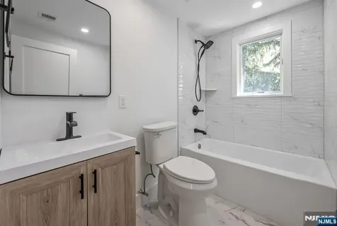 399 Gilbert Street Ridgewood NJ 07450