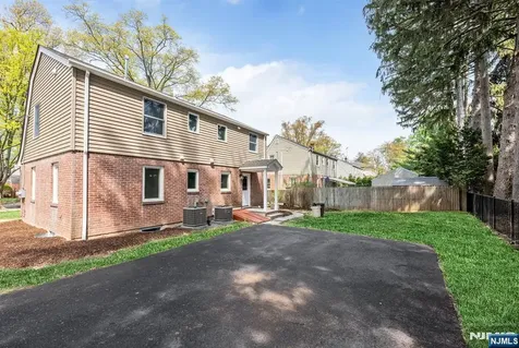 399 Gilbert Street Ridgewood NJ 07450