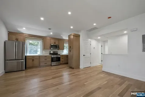 399 Gilbert Street Ridgewood NJ 07450
